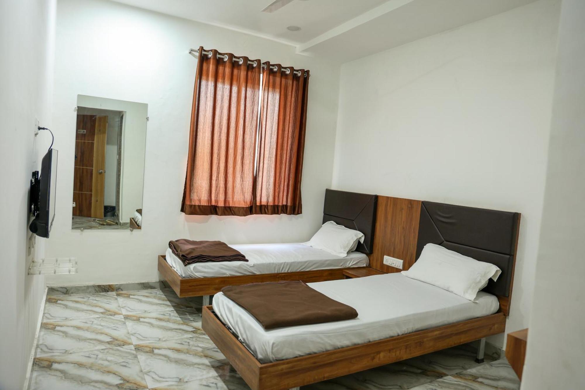 Hotel Aaram Kalupur Ahmedabad Exterior foto