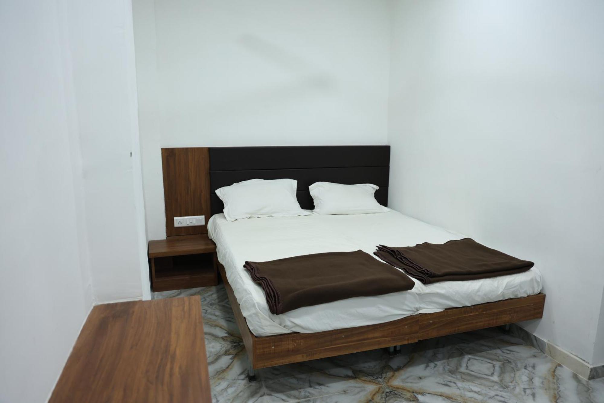 Hotel Aaram Kalupur Ahmedabad Exterior foto